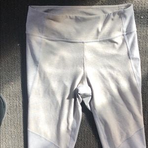 Outdoor voices 7/8 leggings oatmeal color